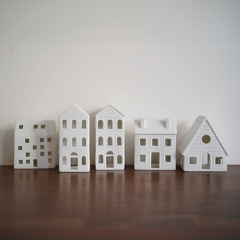 Minimalist Architectural House-Shaped Ceramic Candle Holder